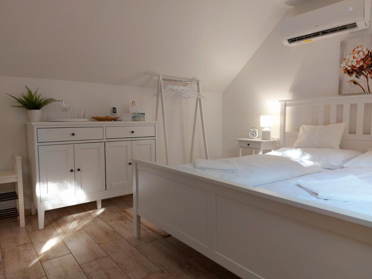 Akacos Tanya Es Vendeghaz Hotel Marok Eksteriør billede